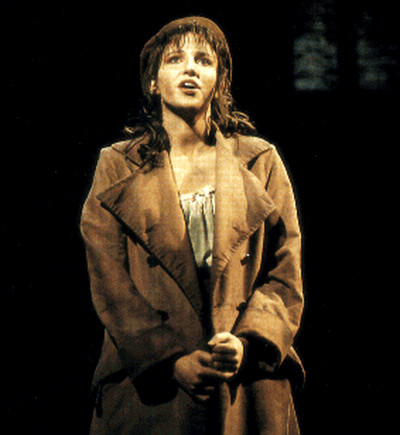 Debbie-gibson-les-mis