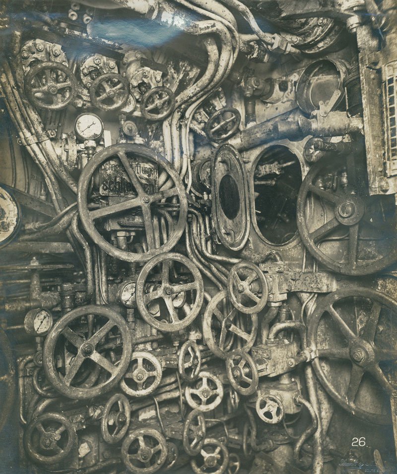 04 - Control room of the UB-110 German submarine 1918
