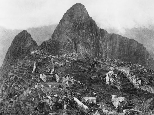 10 - The first photograph upon discovery of Machu Picchu 1912