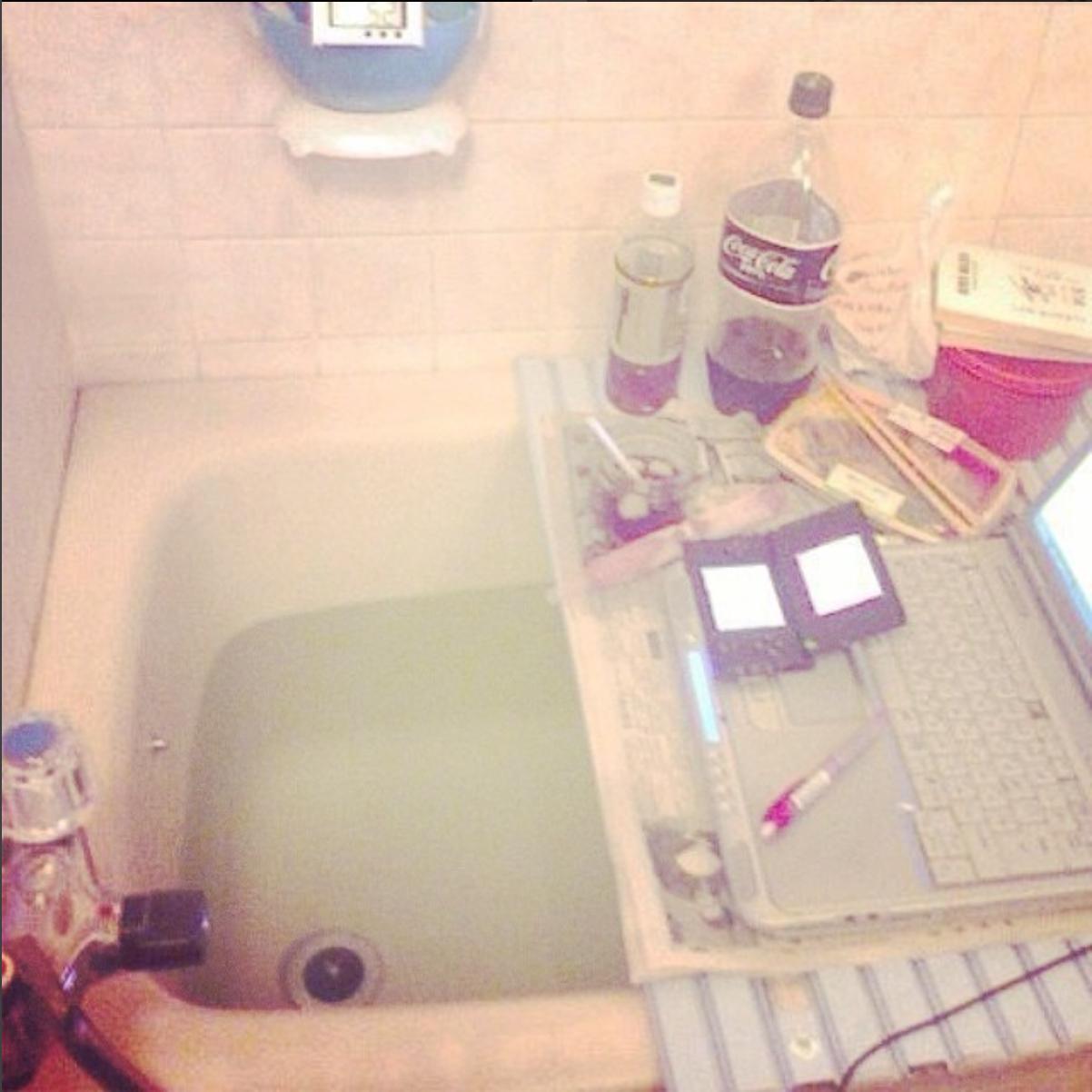 bath-tub-battle-station