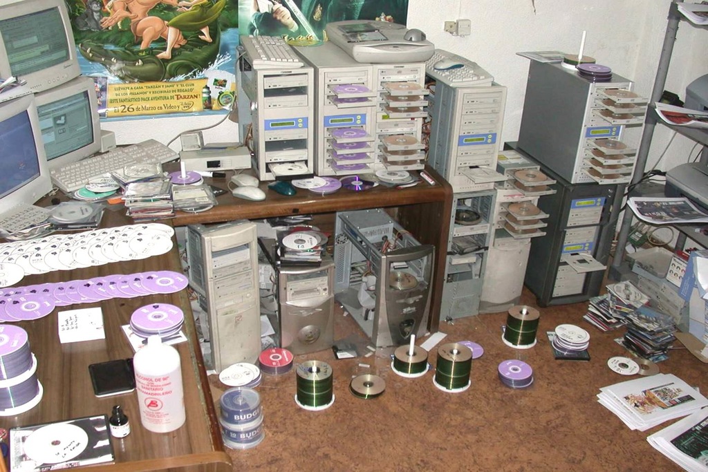 piracy-den-things-life