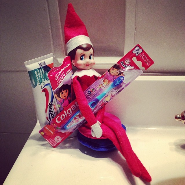 elf-on-the-shelf-things-life-1173112_1442542752633630_150659373_n