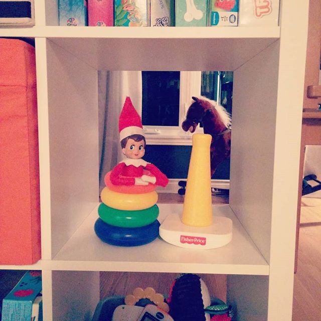 elf-on-the-shelf-things-life-12346193_1665476450386663_706812114_n