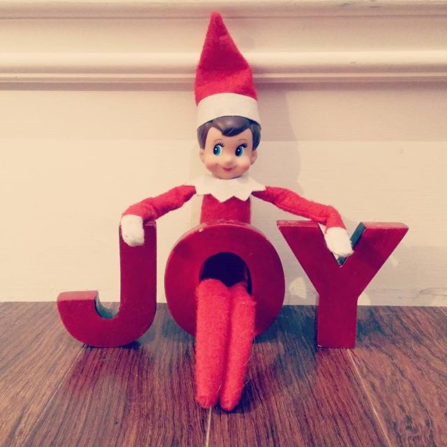 elf-on-the-shelf-things-life-12356474_1667792733463167_814820343_n
