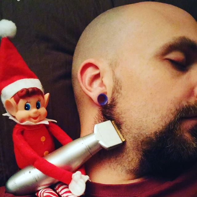 elf-on-the-shelf-things-life-14482805_344778735891250_7767888636208480256_n